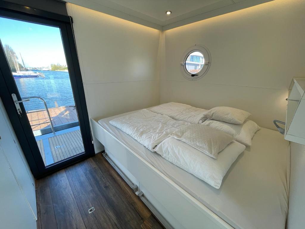 Houseboat Kamperland Otel Dış mekan fotoğraf